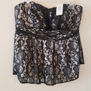Torrid size 0 lace pleated strapless top
